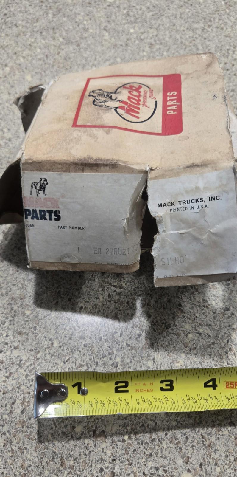 Chrome Mac Truck Bulldog Hood Ornament Emblem With Box 87931 No Base