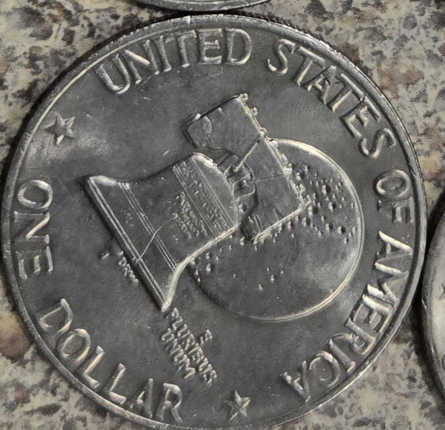 1976 USA VTG Collectible Dwight Eisenhower Liberty Bell Bicentennial Dollar Coin 1.00