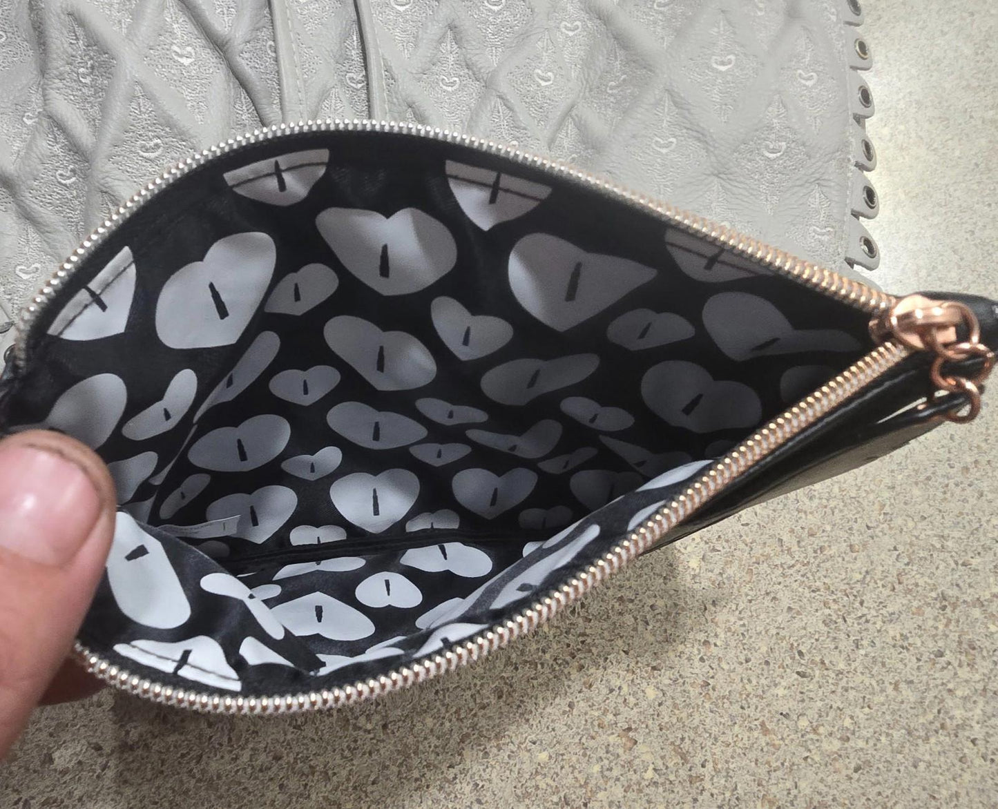 Grey Sharif Bag With Black Heart Wallet Leopard Print Fabric Inside