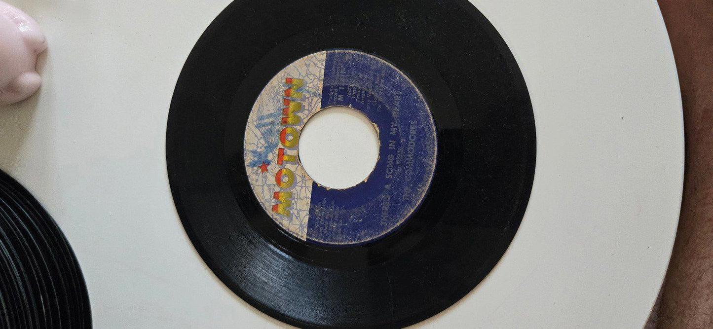 7-inch 45 RPM Vinyl "Machine Gun" "There's A Song In My Heart" The Commodores