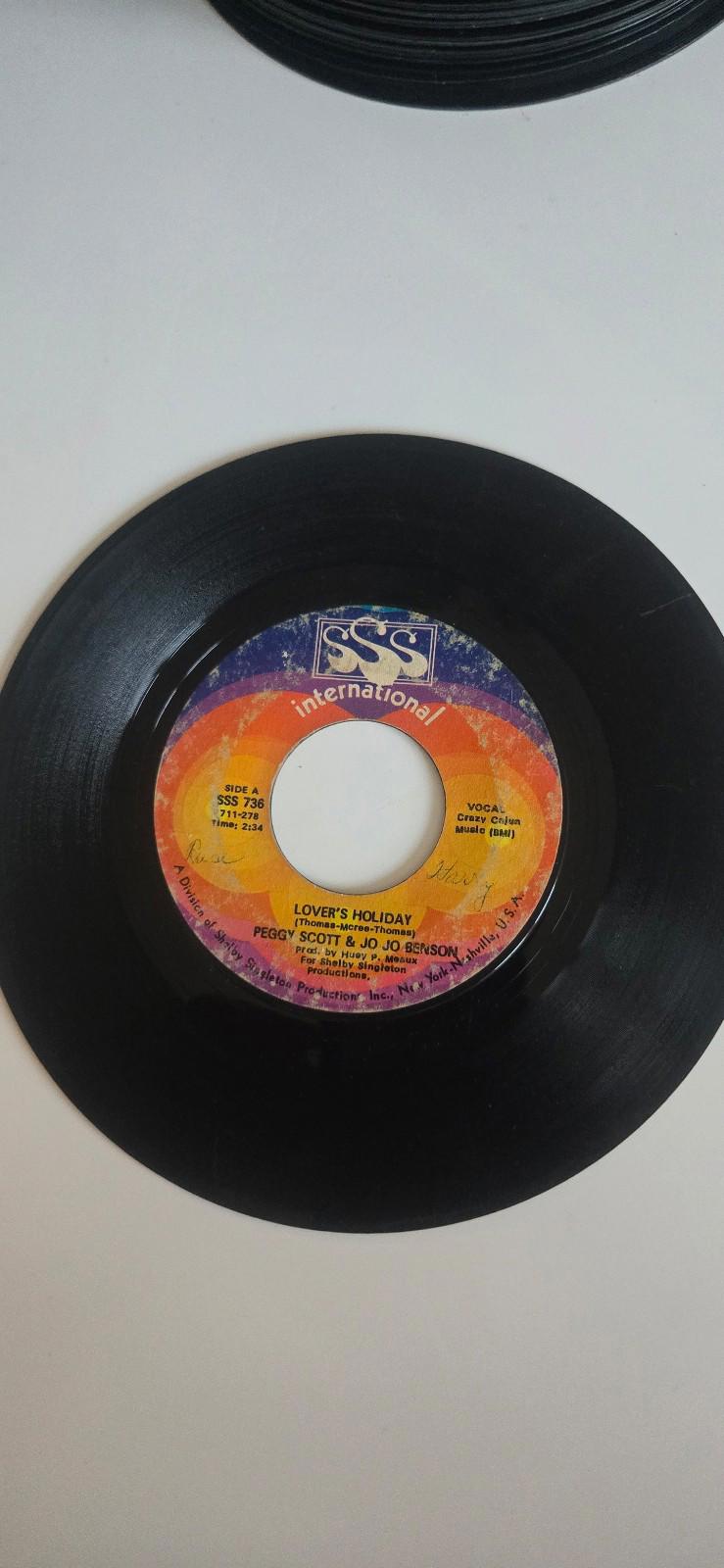 7-inch 45 RPM Vinyl Record "Lover's Holiday" "Here with Me" Peggy Scott