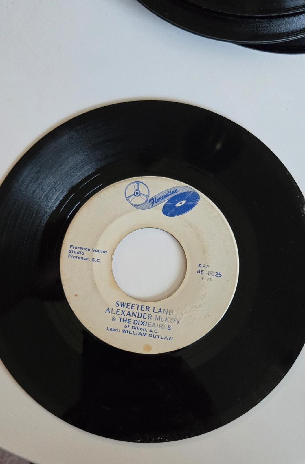 7-inch 45 RPM Vinyl Record "Oh How I Love Jesus" "Sweeter Land" Alexander McKoy