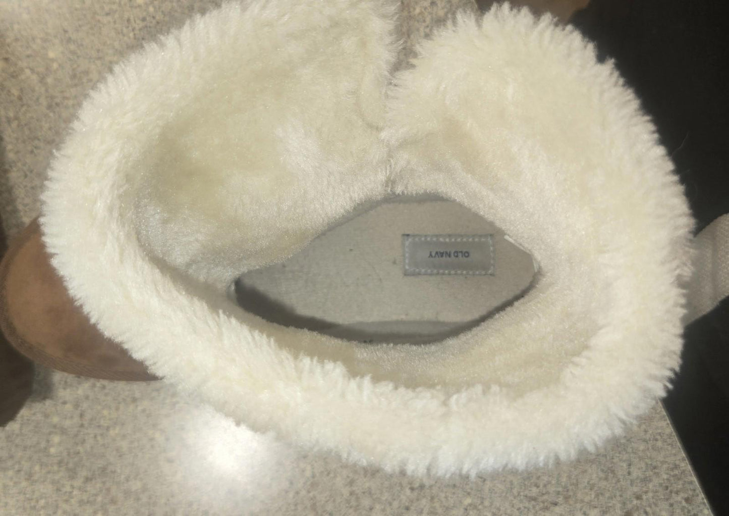 Size 8 Womens Old Navy Furry Suede Boots