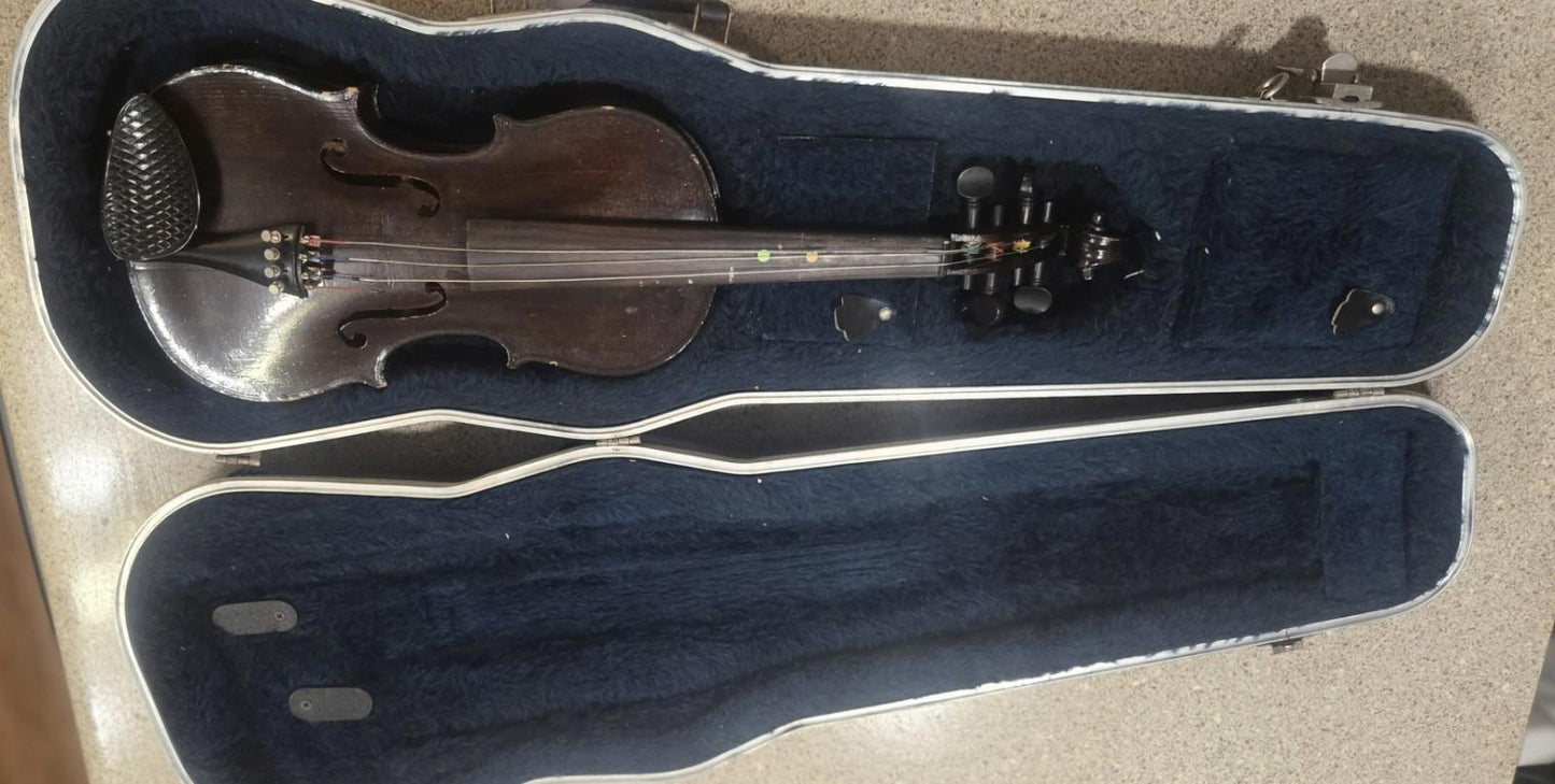 Antique Violin Marked "Antonius Stradivarius Cremonensis Faciebat Anno 1736" 3/4