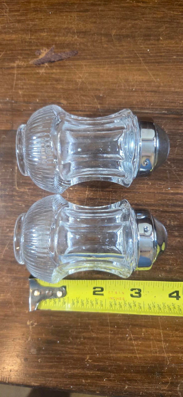 FOSTORIA SALEM SALT & PEPPER SET w/METAL LIDS