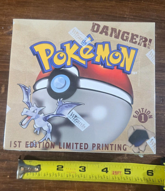 Factory Sealed st Edition 1999 Fossil Booster Box Pokemon Trading Game