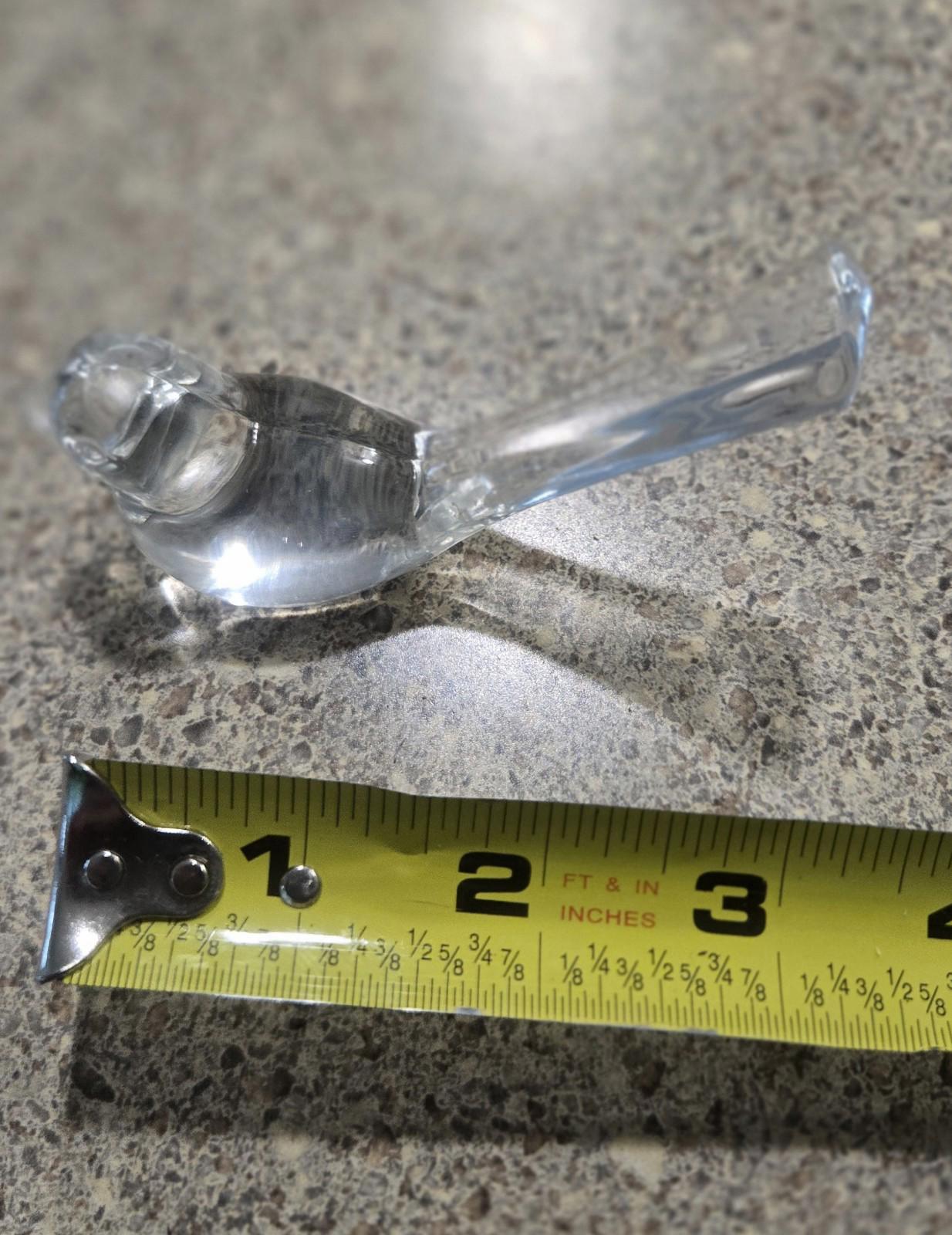 No. One  Vtg Glass .Miniature Heisey Sparrow Animal Figurine Knick Knack