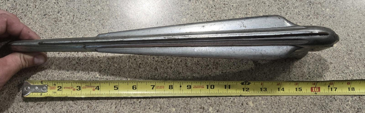 VTG Pontiac Indian Chieftain Metallic Hood Ornament 4152053