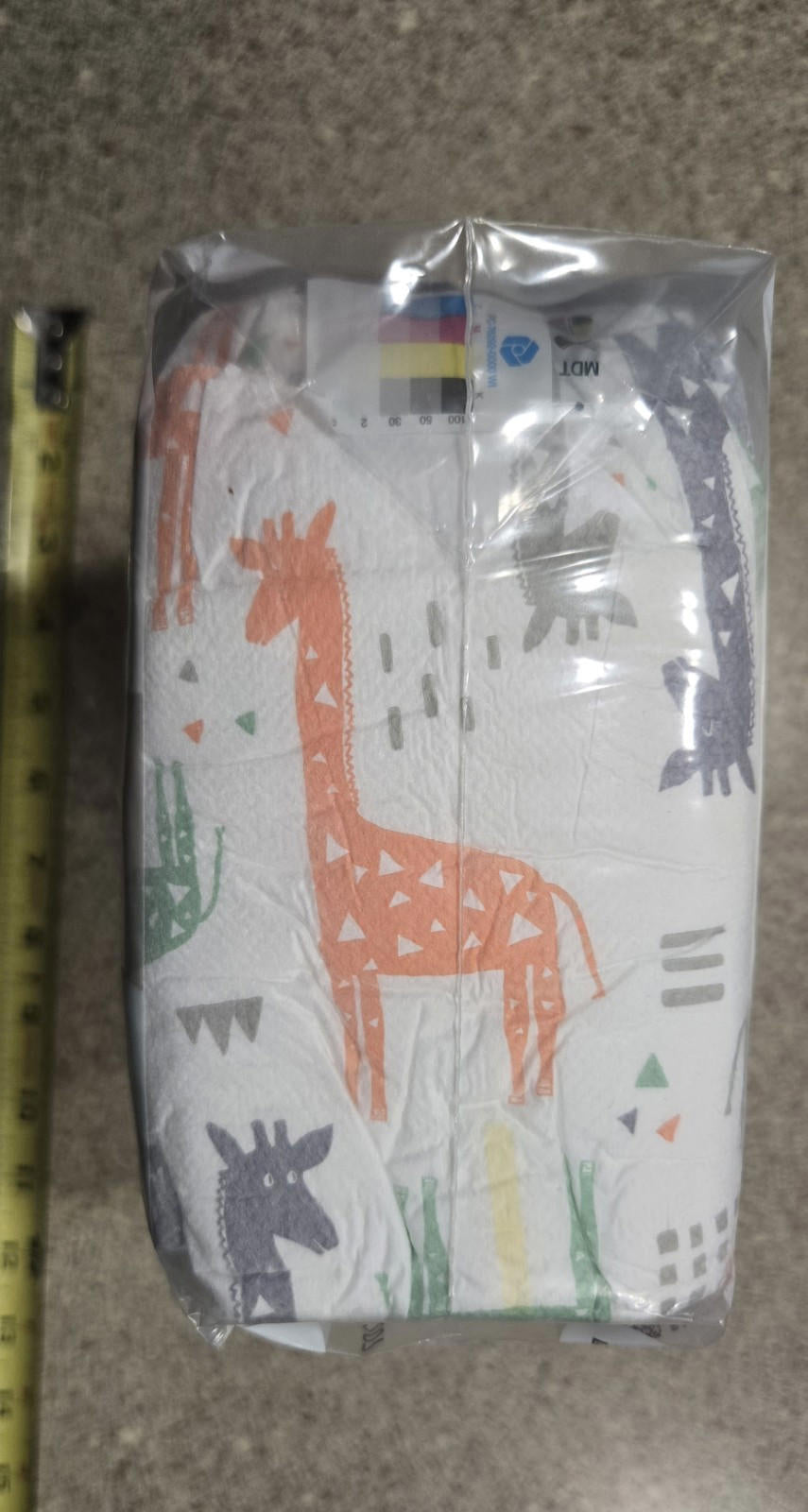 The Honest Company Gentle Diapers Size Newborn 32 ct Giraffe Lil Peanut