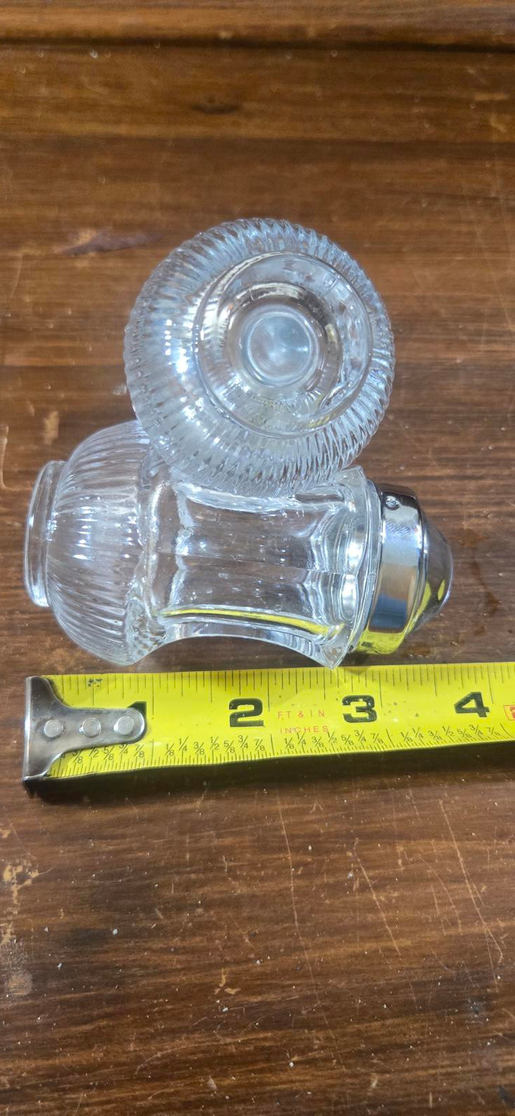 FOSTORIA SALEM SALT & PEPPER SET w/METAL LIDS