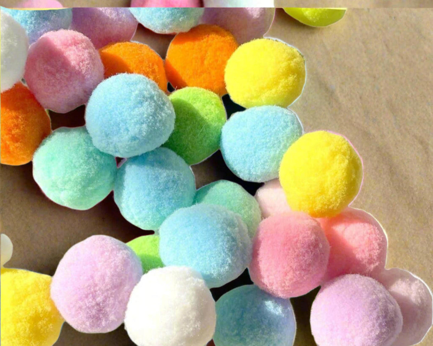 31Pcs Cat Ball Toy Launcher Gun, Cat Balls Fetch Toy, 30Pcs Plush Fuzzy Balls Launcher Cat Toy for Cats with 1 Gun, Funny Interactive Cat Toys for Bored Indoor Adult Cats, Cute Kitten Kitty Toys