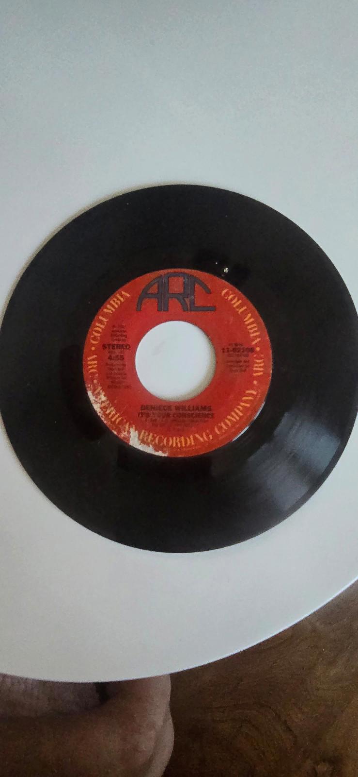 7-inch 45 RPM Vinyl Record "Boogie Wonderland" "Rock That!" Earth, Wind & Fire