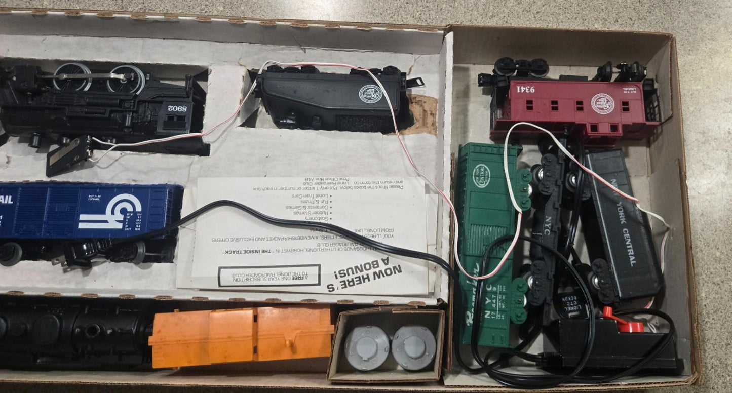 Lionel O27 Guage Freight Flyer 7 Car Electric Train Steam Loco Set/Box