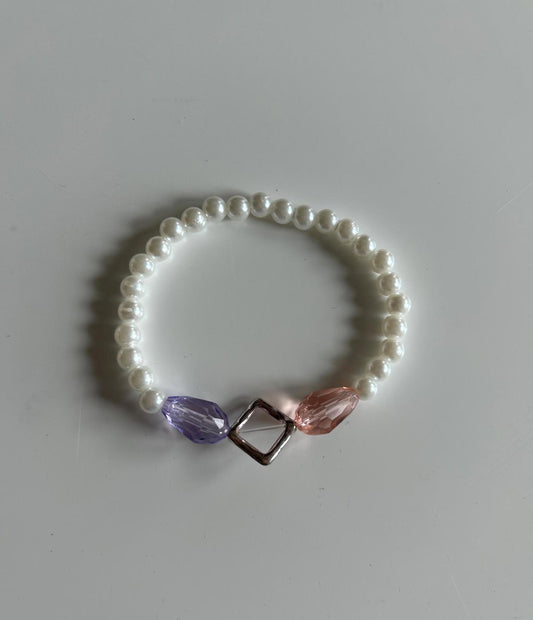 Elegant Pearl Bracelet with Accent Beads  Unique Handmade Jewelry