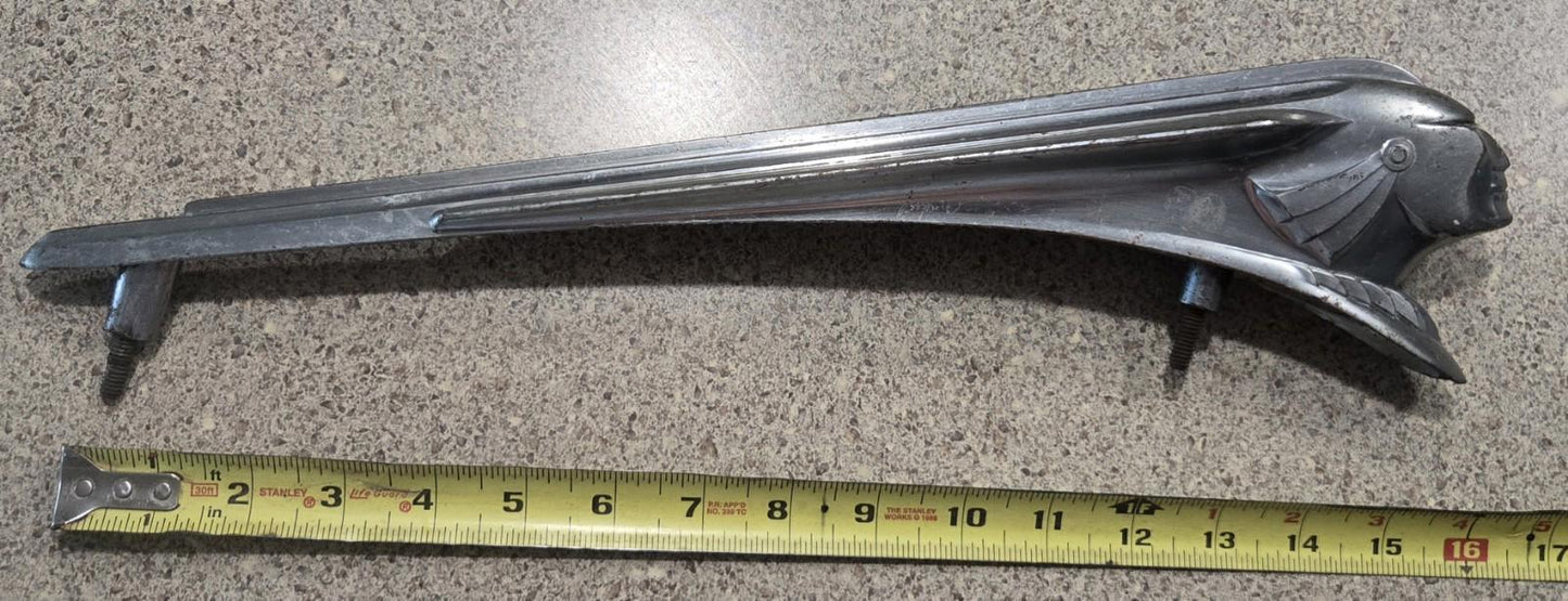 VTG Pontiac Indian Chieftain Metallic Hood Ornament 4152053