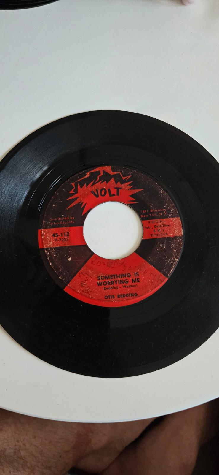 7-inch 45 RPM Vinyl Record Pain In My HeartSomething Is Worrying Me Otis Redding