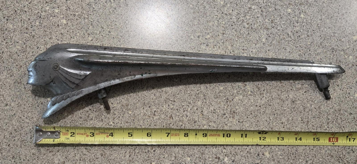 VTG Pontiac Indian Chieftain Metallic Hood Ornament 4152053