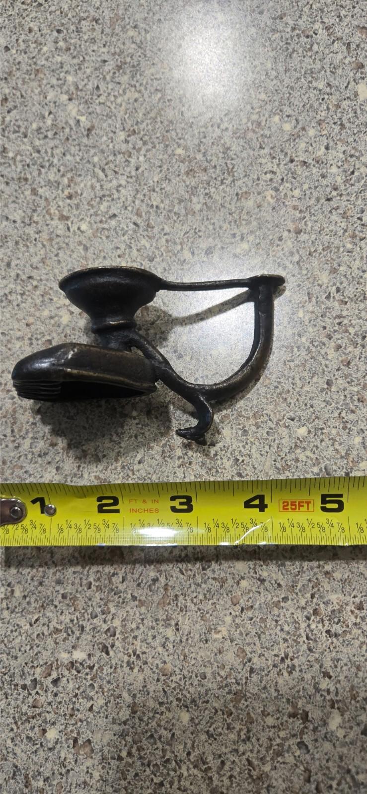 Antique Bronze Oil Lamp Holder for Oil Lamp No Burn Home Decor