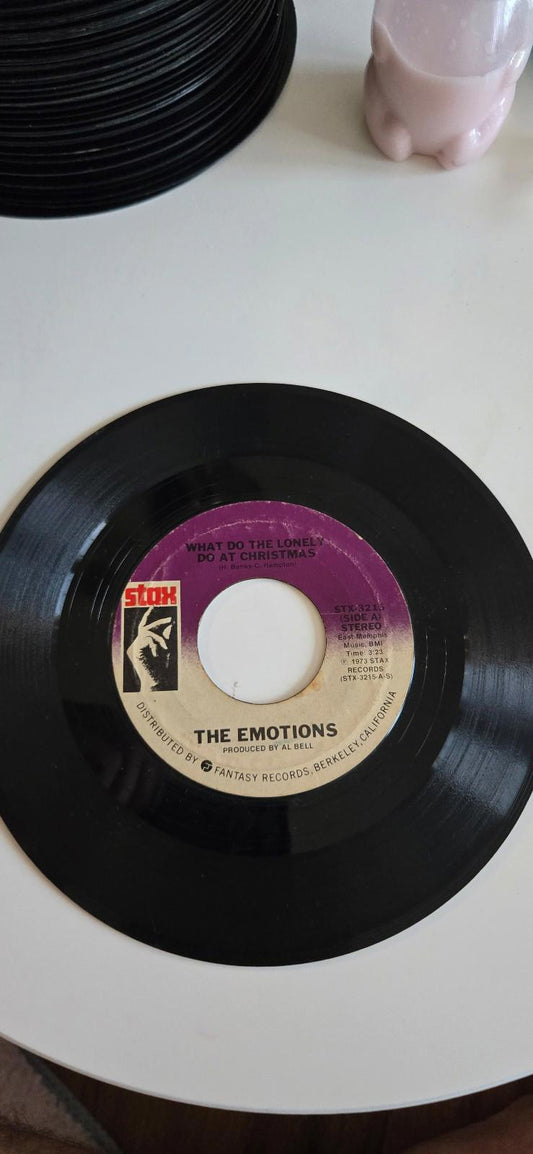 7-inch, 45 rpm vinyl record of "Shouting Out Love" by The Emotions, What Do The