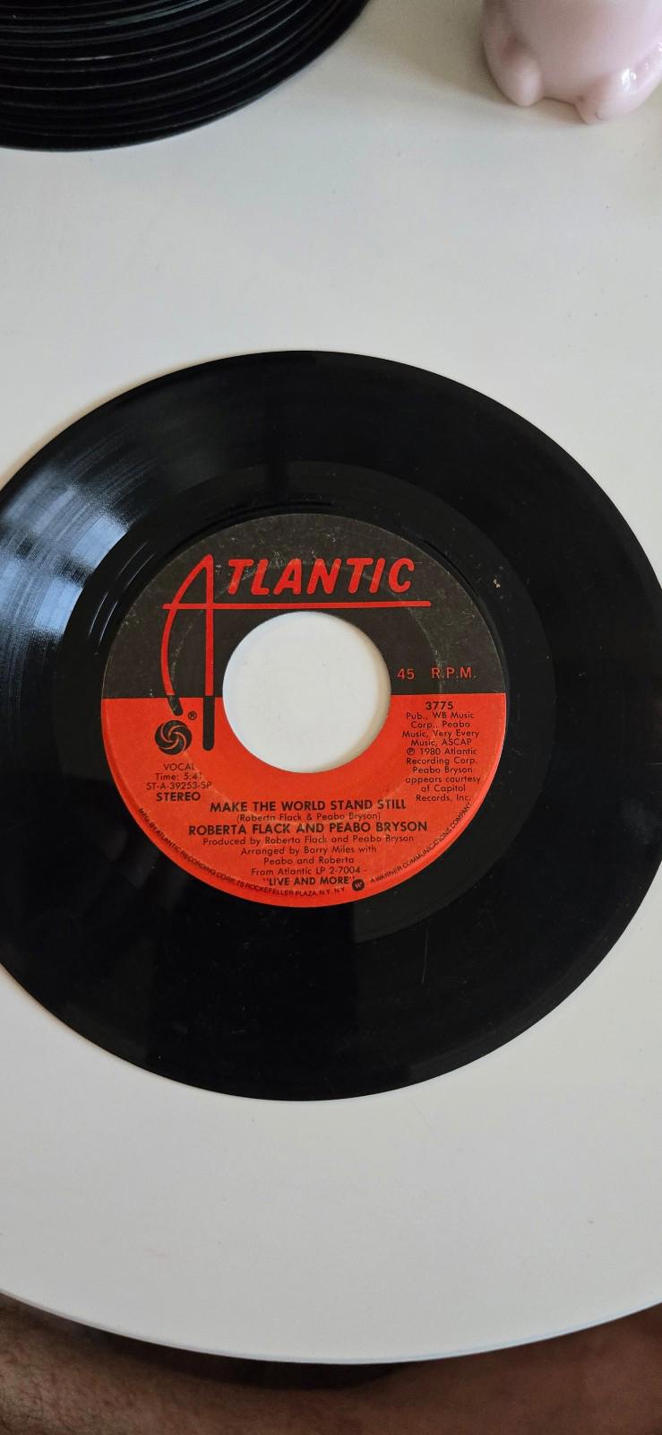 7-inch vinyl 45 RPM LPOnly Heaven Can Wait"Make the World Stand Still" by Robert