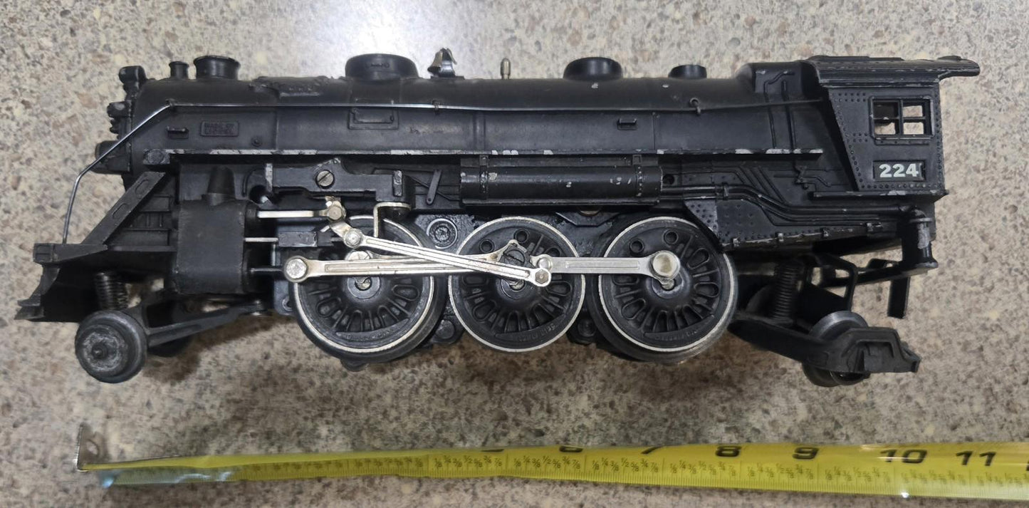 Post War Lionel Steam Locomotive # 224 Model Train W/ Whistle Coal Tinder 2466w