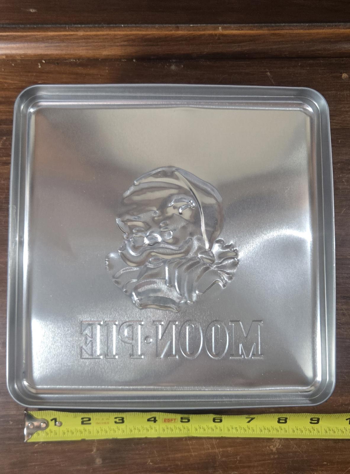 MoonPie The Original Marshmallow Sandwich Chocolate Flavor Tin