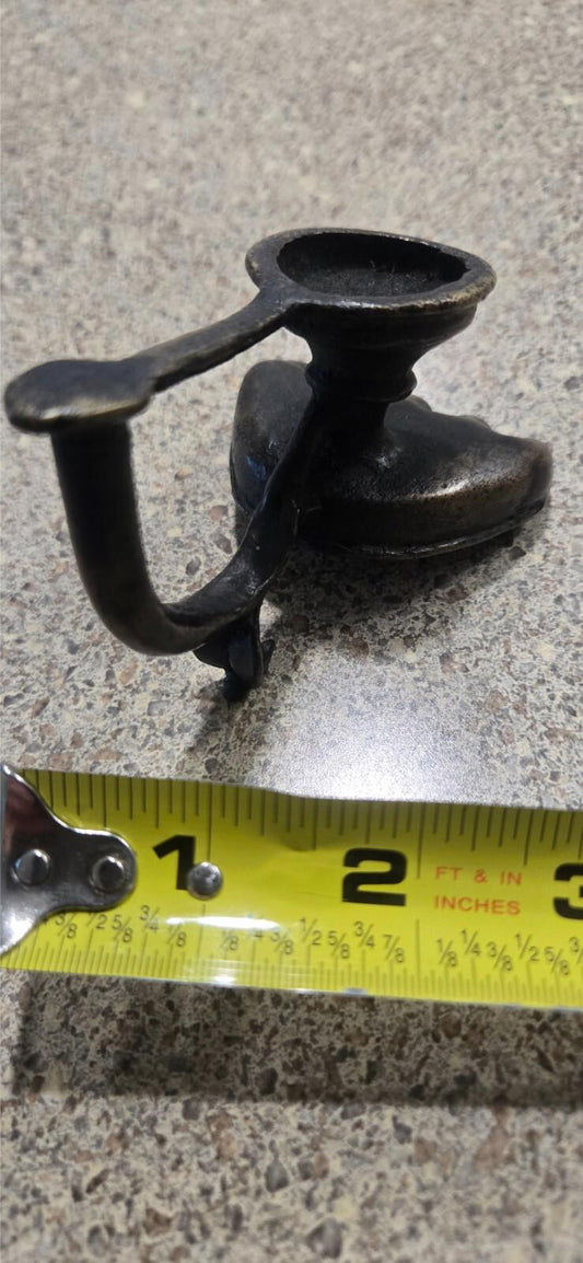 Antique Bronze Oil Lamp Holder for Oil Lamp No Burn Home Decor